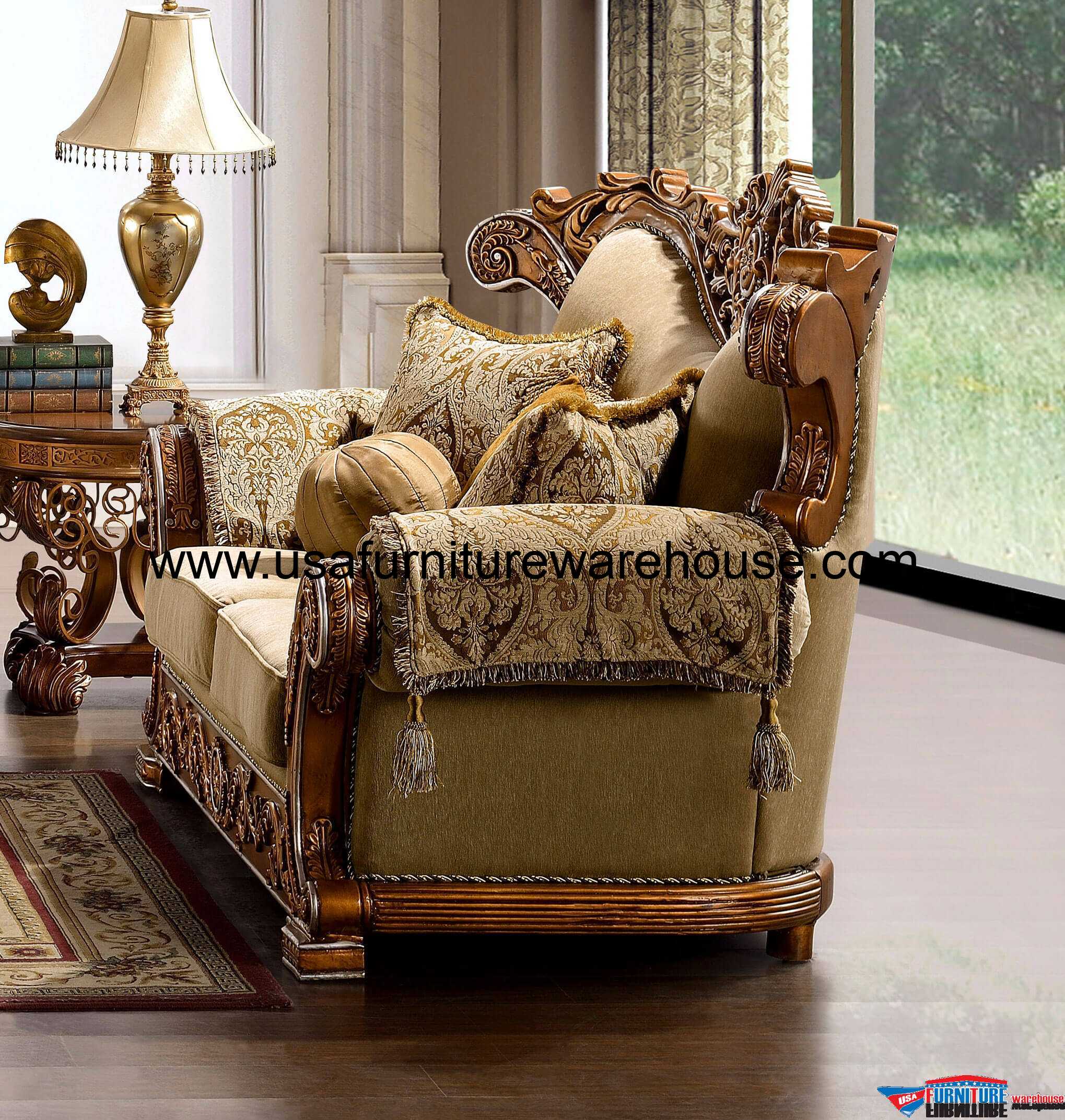 HD369 Homey Design Royal Loveseat